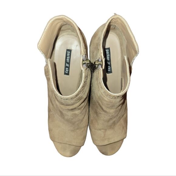Parker and Sky Tan Taupe Suede Ankle Boots Booties 8.5 - Picture 9 of 12